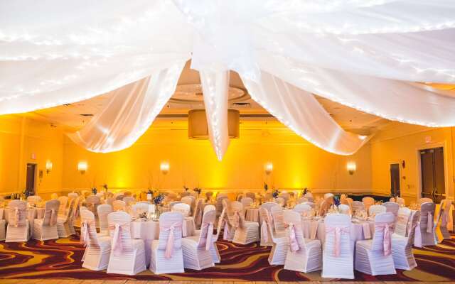 Embassy Suites by Hilton Cleveland Beachwood