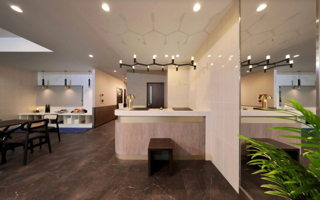 Tennoji Crystal Hotel