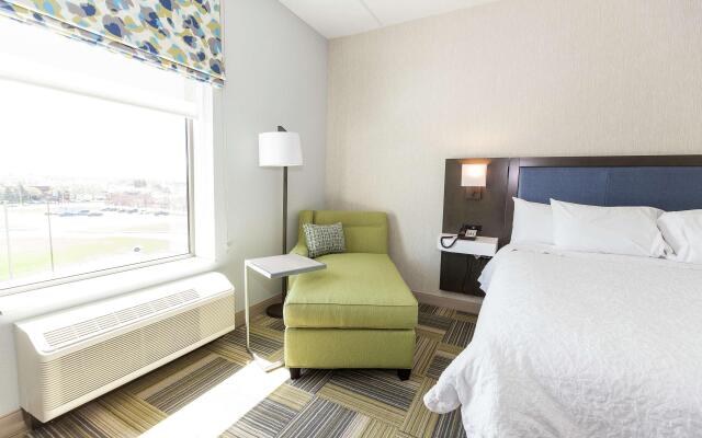 Hampton Inn & Suites Syracuse North Airport Area