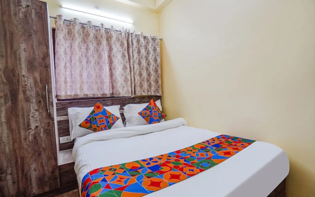 Rs Residency by OYO Rooms