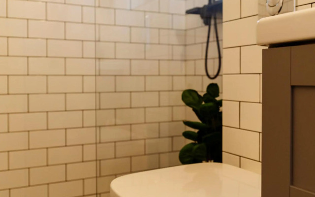 Sunny 2BR Flat - Top Location - Amazing Balcony