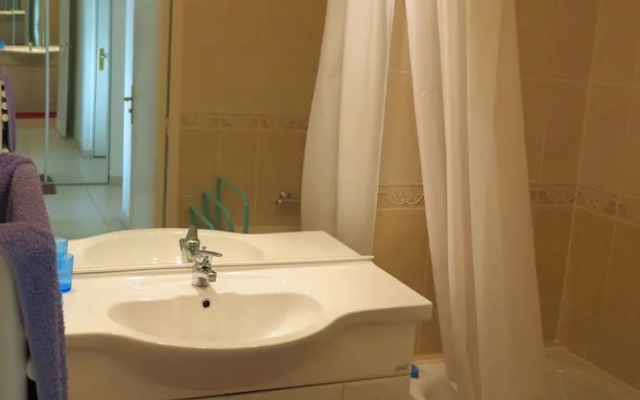 Viva Riviera Nice and Quiet 1 Bedroom with swimming pool - Hotel in Cannes - Photo 5