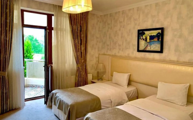 Qebele Yeddı Gozel Hotel
