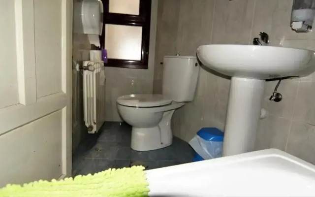 Pensión Sandoval by gaiarooms