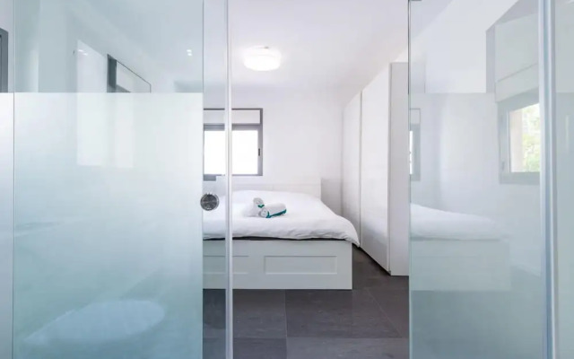 Hakovshim Miroir in Tel Aviv-yafo
