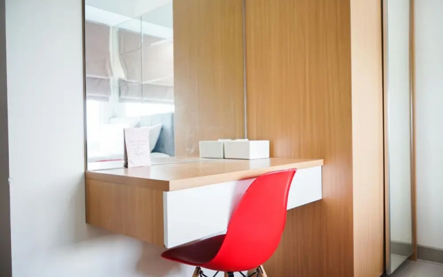 Cozy and Lovely Studio Apartment at B Residence