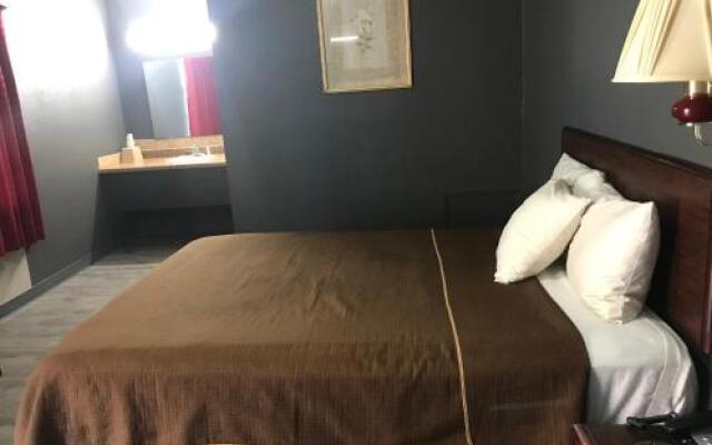 Budget Inn
