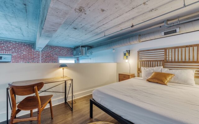 Sosuite at West Lofts - West Philadelphia