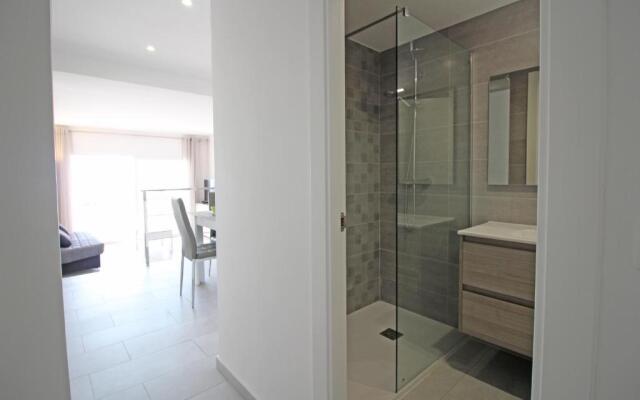 Apart-rent Apartamento Gran reserva renovado 0076