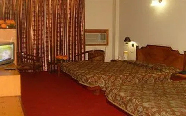 Hotel Varun
