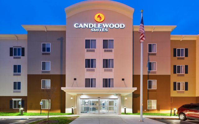 Candlewood Suites Louisville - NE Downtown Area, an IHG Hotel