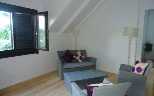 Lemongrass Lodge