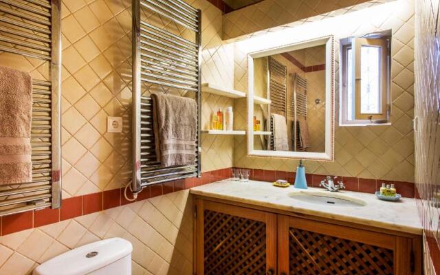Quinta Azul - Gorgeous Apartment with Pool & Private Terrace