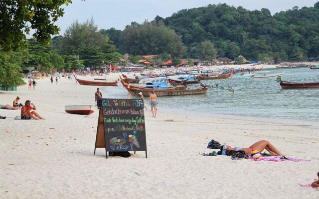 Lipe Resort