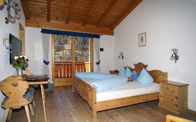 Hotel Crusch Alba