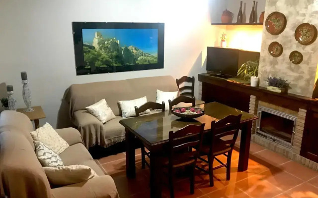 Casa Rural Vistaluque