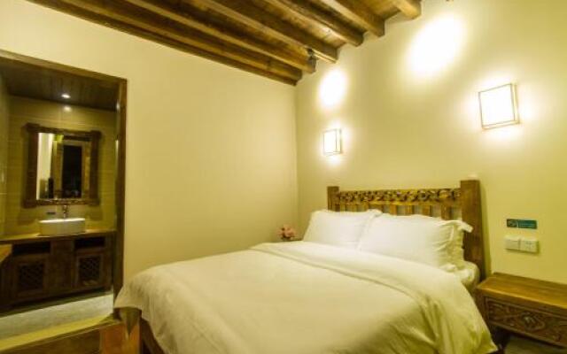 LiJiang LanYuan Boutique Guesthouse