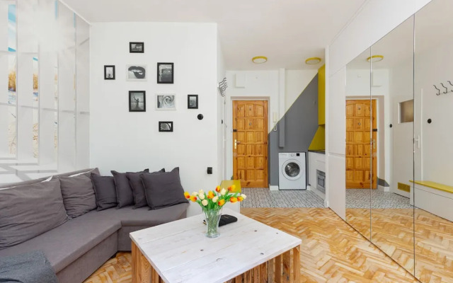 Poznańska Apartments in the Center of Warsaw by Renters