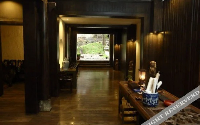 QingXi Zen Courtyard Retreat in Fenghuang
