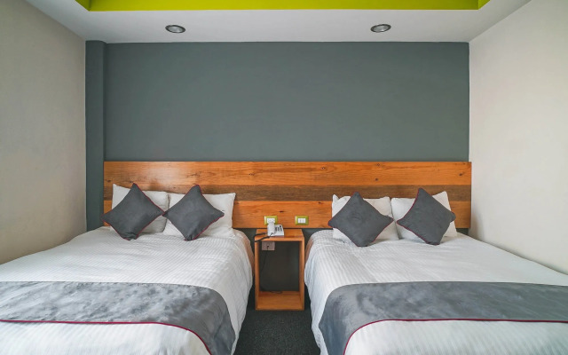 Hotel Brisas Express