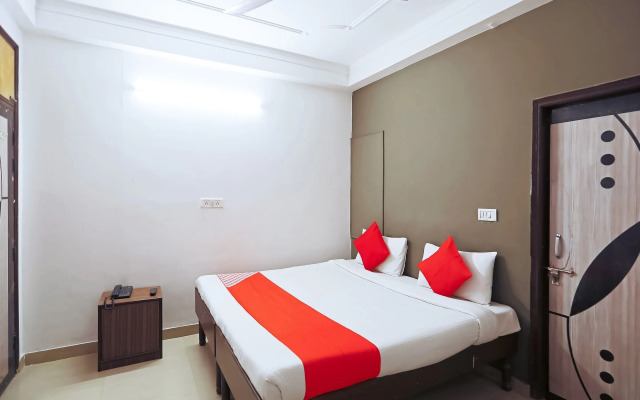 Capital O 29375 Hotel Rainbow Villa