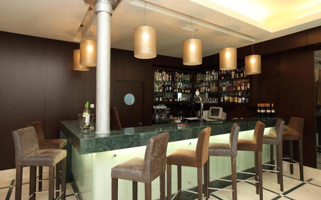 TURIM Restauradores Hotel