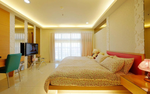 Mimi's house