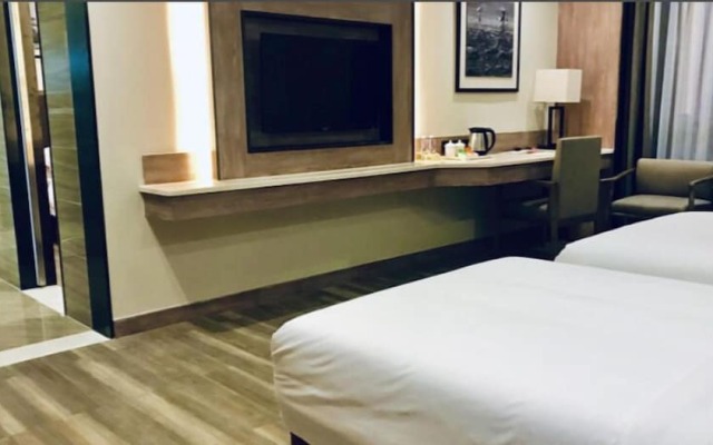 Vienna International Hotel Shenzhen Bantian Huancheng Nan Road