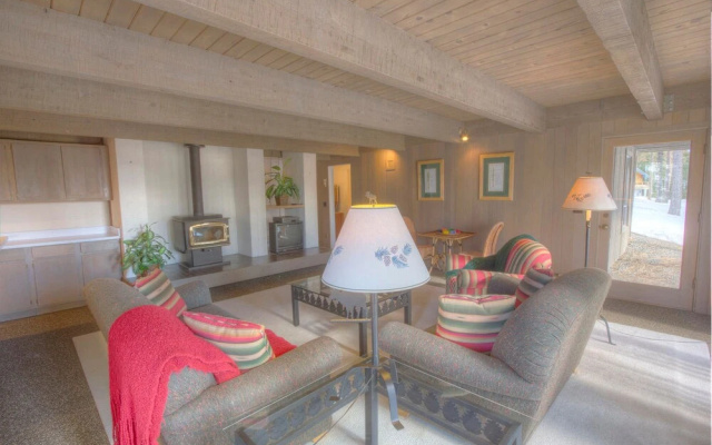 Tumbleweed Pines by Lake Tahoe Accommodations