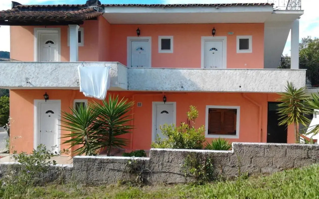 Digkas Apartments