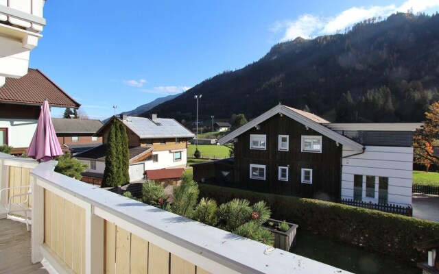 Cozy Apartment with Garden in Mühlbach