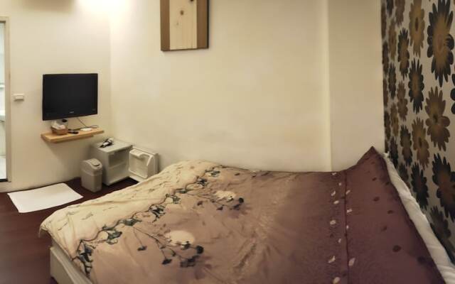 Come and Play Guesthouse