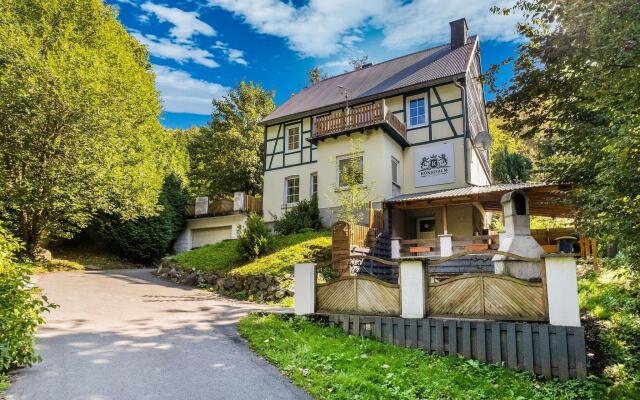 Pretty Holiday Home in Willingen near Forest
