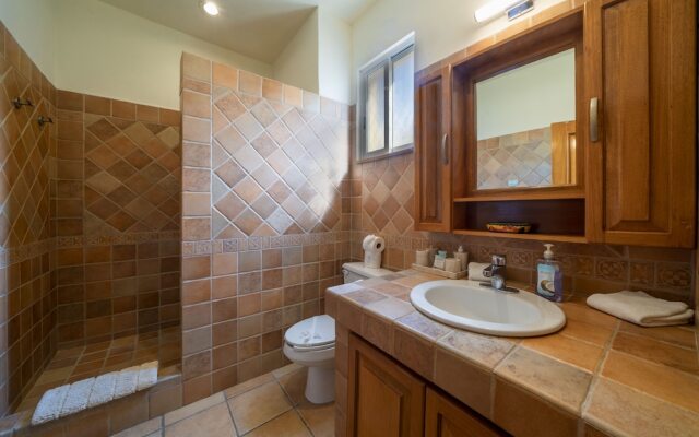 Casa McLaren - 2 Blocks from the beach