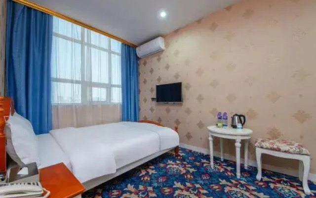 Yuefeng Hotel (Yangjiang Bus Terminal, Wal-Mart)