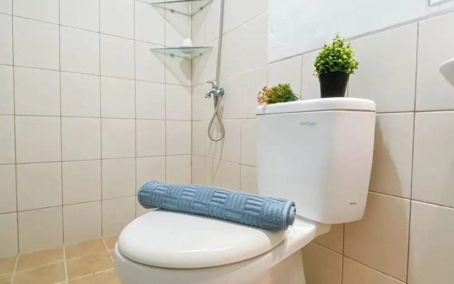 Basic Studio Room At Azalea Suites Apartment