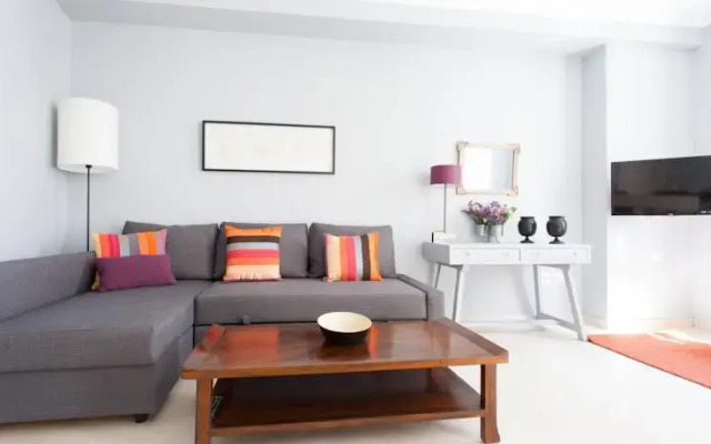 Apartments Giraldillo