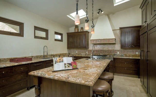 Blue Desert 2 - Casa Cielo at Pedregal