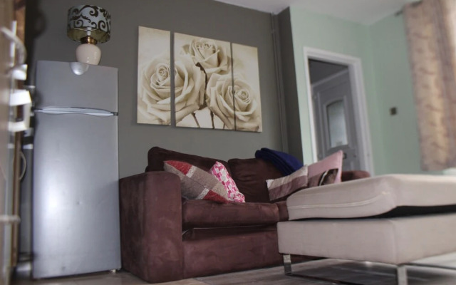 ADVO Lovely 2 rooms accommodation Leeds