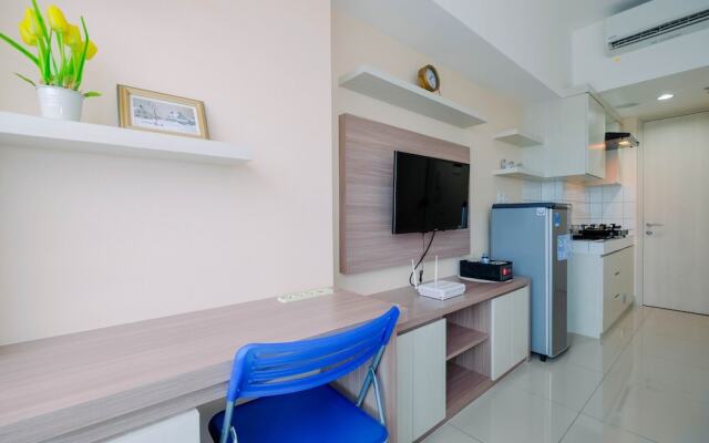 Wonderful Studio The Springlake Summarecon Apartment