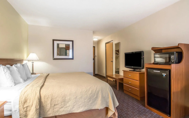 Quality Inn Morris