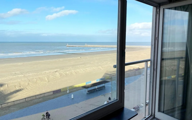 Apartment in Nieuwpoort Near the Beach