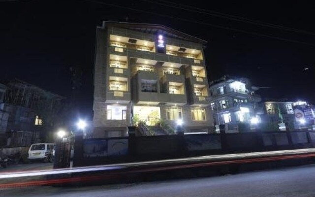 Hotel Manali Paradise