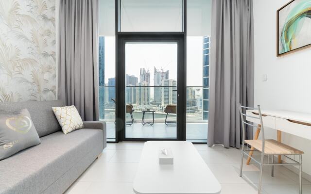 GLOBALSTAY. New Marquise Square Building in Business Bay