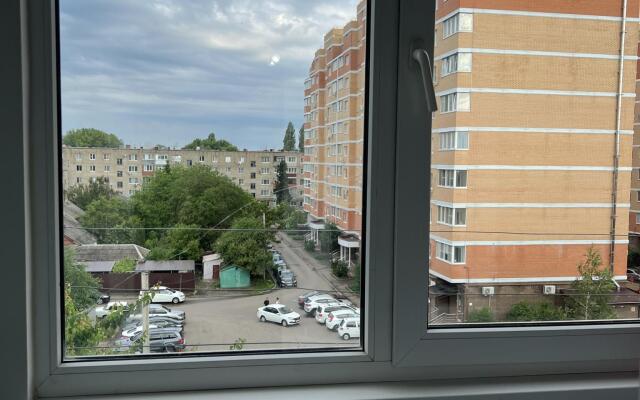 Apartments on Oktyabrskaya street 8
