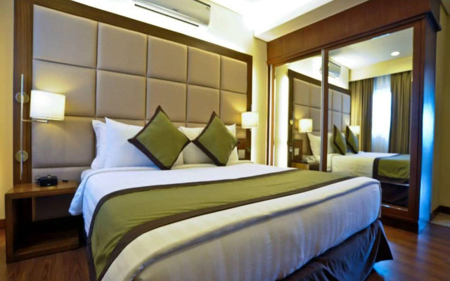 SanTomas Suites