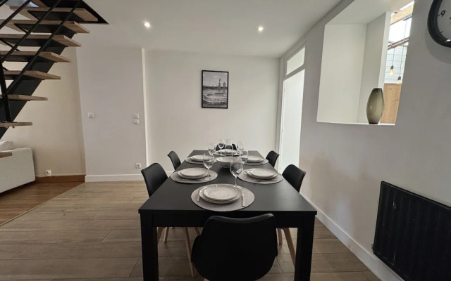 Home in Le Mans Near 24 Hours Circuit