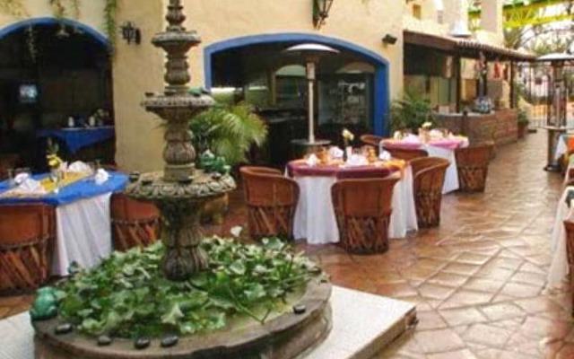 Festival Plaza