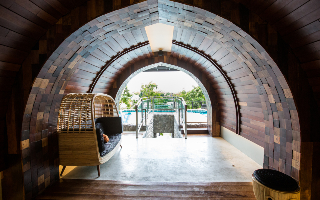Natee The Riverfront Hotel Kanchanaburi