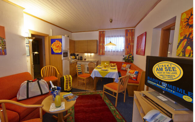Barry Memle Lake Side Resort